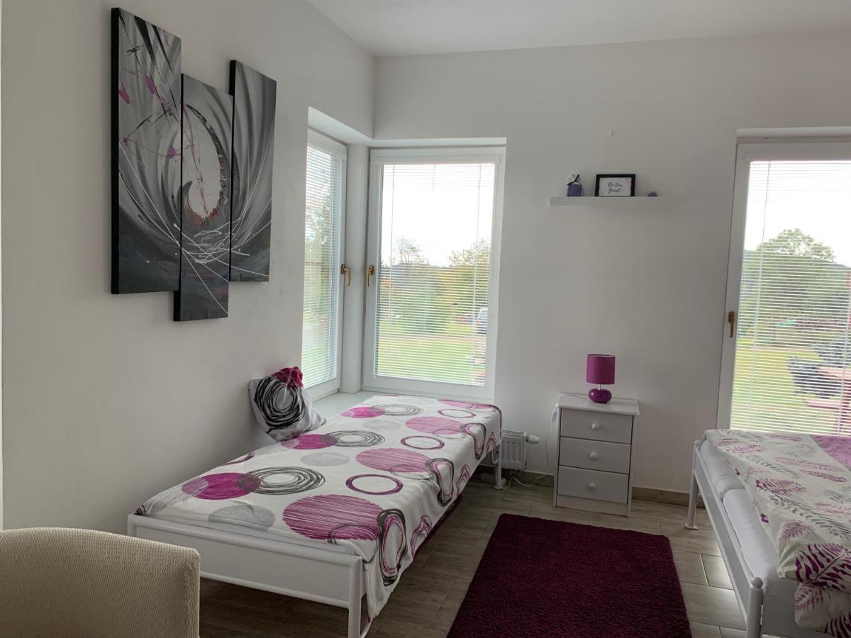 Apartmany Na Rozcesti Lomnice nad Popelkou Buitenkant foto