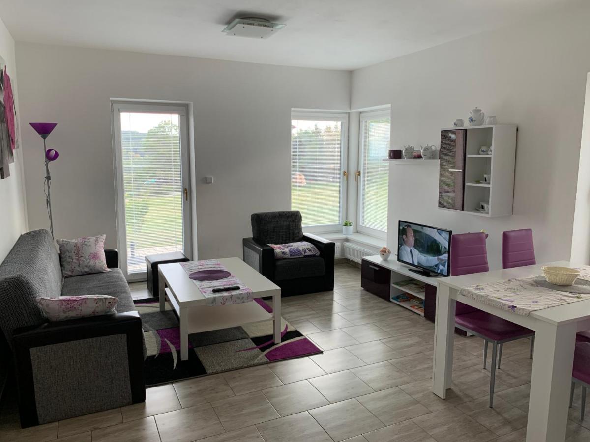 Apartmany Na Rozcesti Lomnice nad Popelkou Buitenkant foto